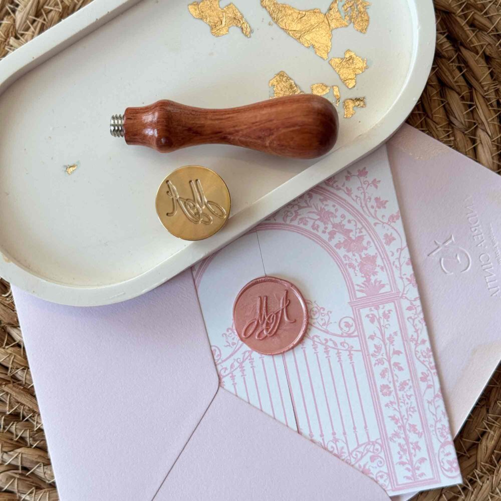 Feliratos viaszpecsét nyomó egyedi szöveggel